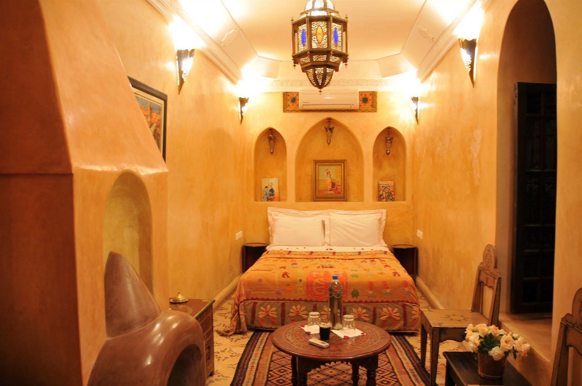 Riad Adriana Hotel Marrakesh Exterior photo